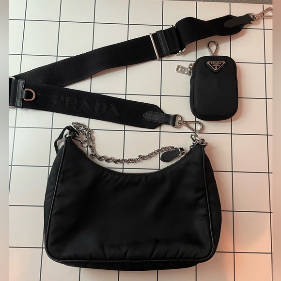 Authentic Prada Re-Edition 2005 Re-Nylon Bag, Black - Picture 7 of 11